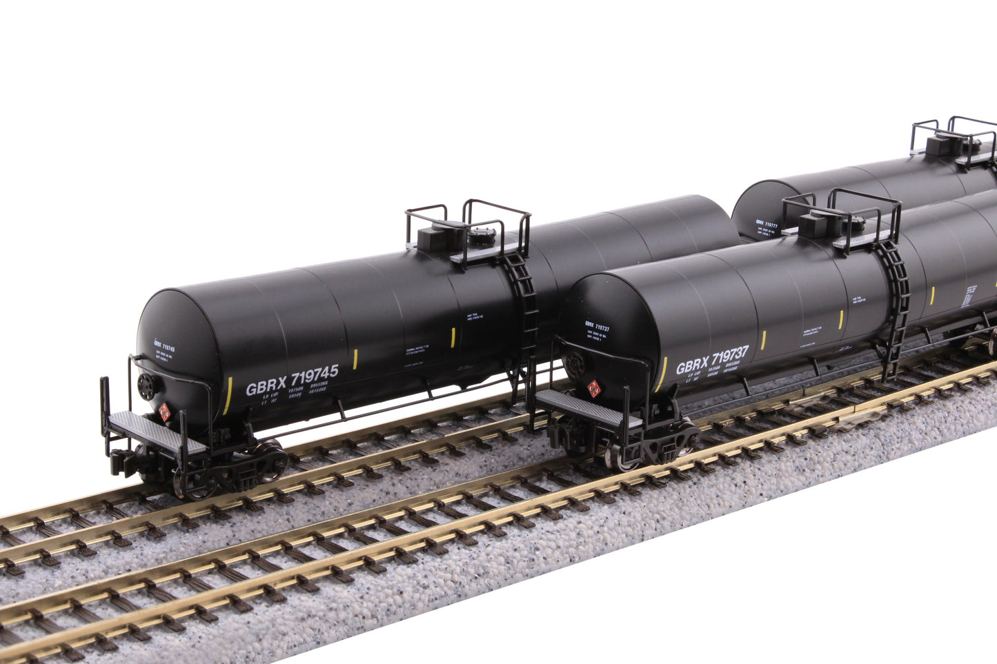 Kato 106-4801 N Scale Greenbrier Tank Car 8-Car Set GBRX Set A.