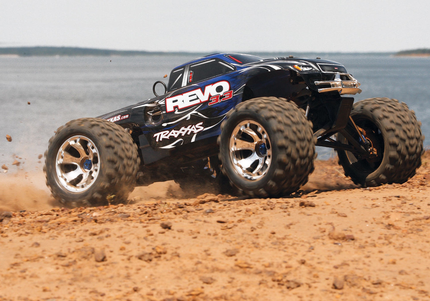Traxxas 53097-3-BLUE Revo 3.3 Nitro 4WD Monster Truck RTR TQi TSM