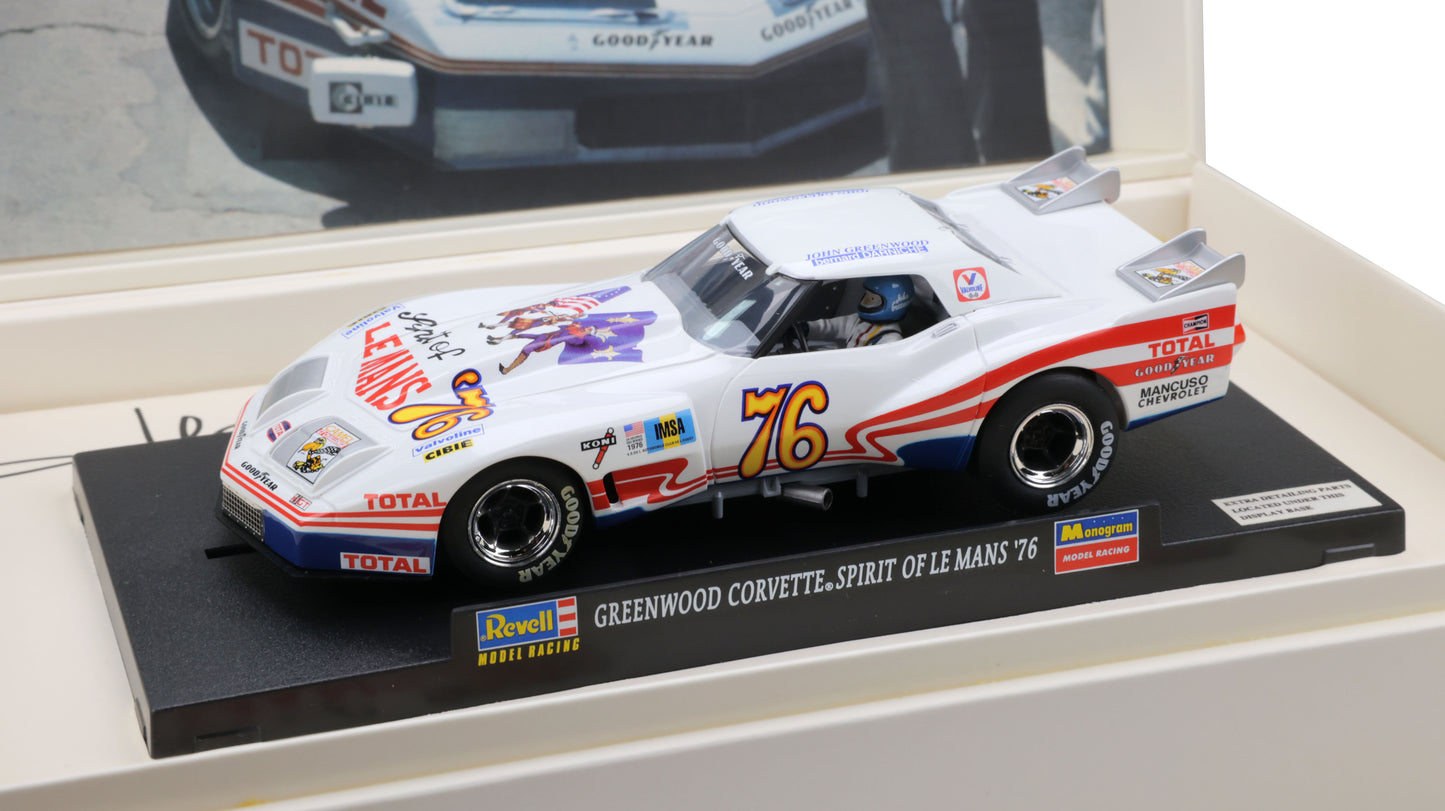 Revell Monogram Greenwood Corvette Spirit of Le Mans '76 1/32 Slot Car 85-4863