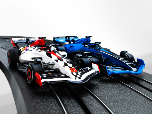 AFX Goliath Raceway HO Scale Slot Car Race Set 22040 65 feet Track