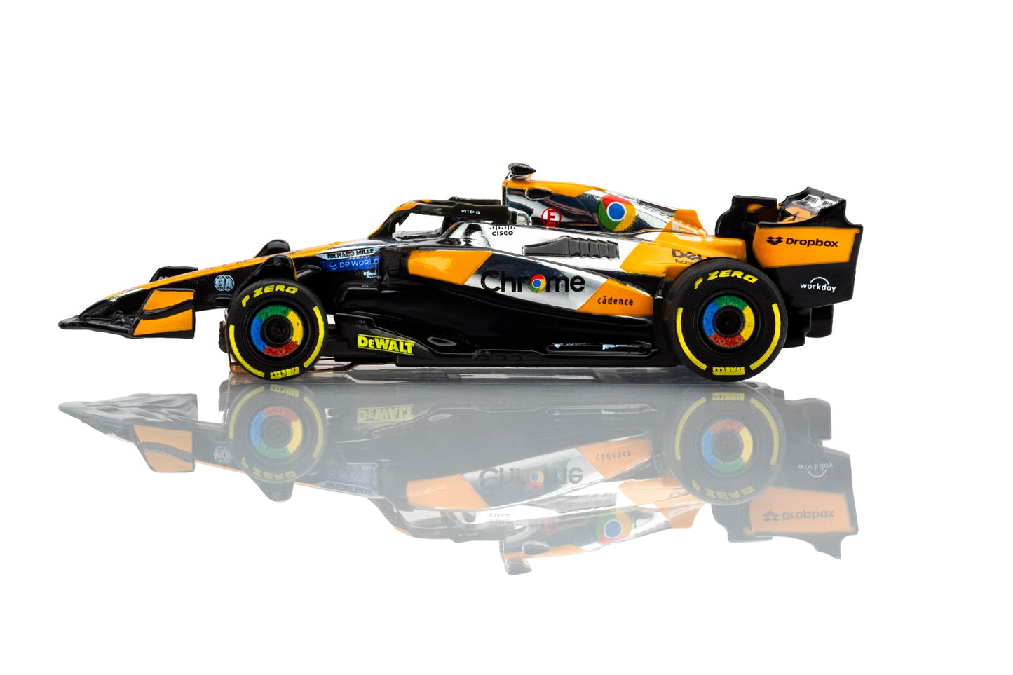 AFX 22158 MCLAREN F1 MCL38 OSCAR PIASTRI 2024 Austin HO Slot Car