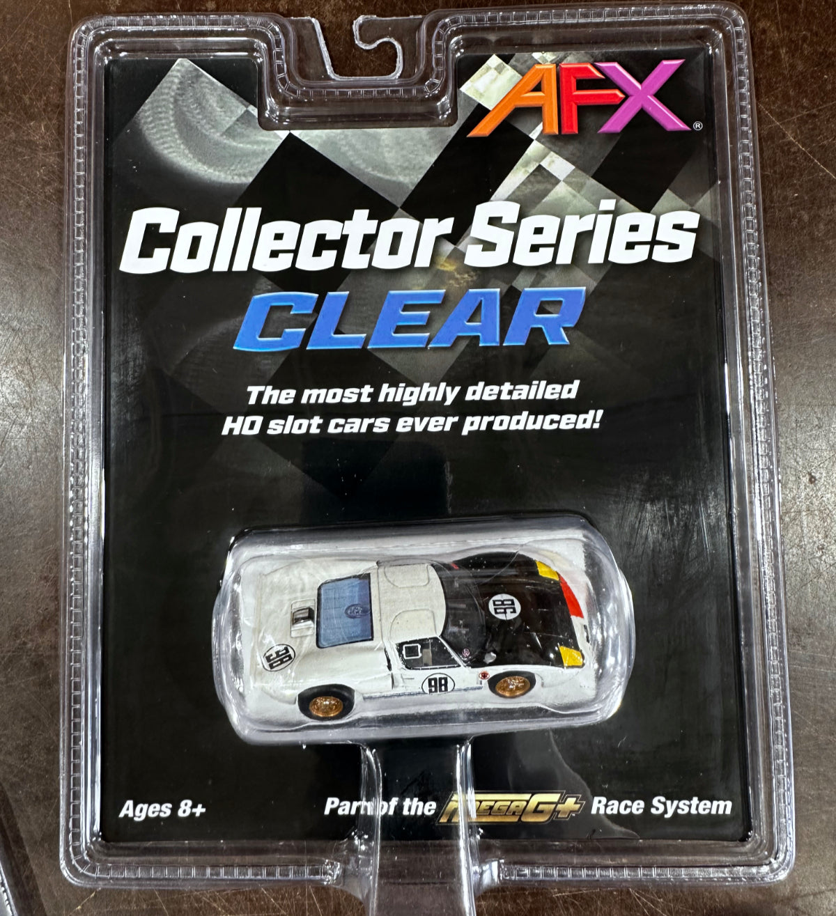 AFX 22059 Ford GT40 Mark II #98 Ken Miles 1966 Daytona Winner HO Slot Car