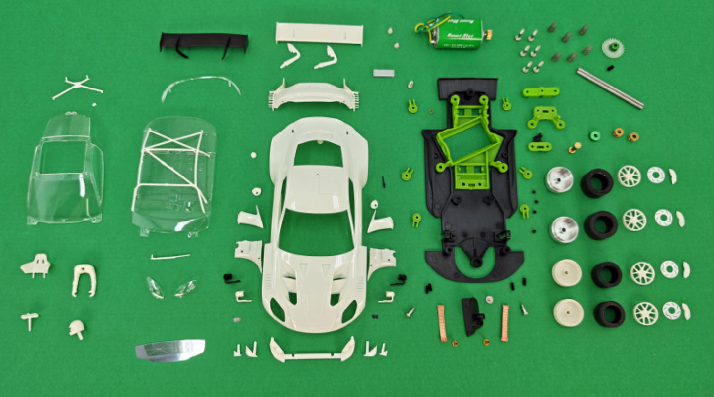 Avant Slot Aston Martin Vantage GT3 White Kit 1/32 Slot Car 52999