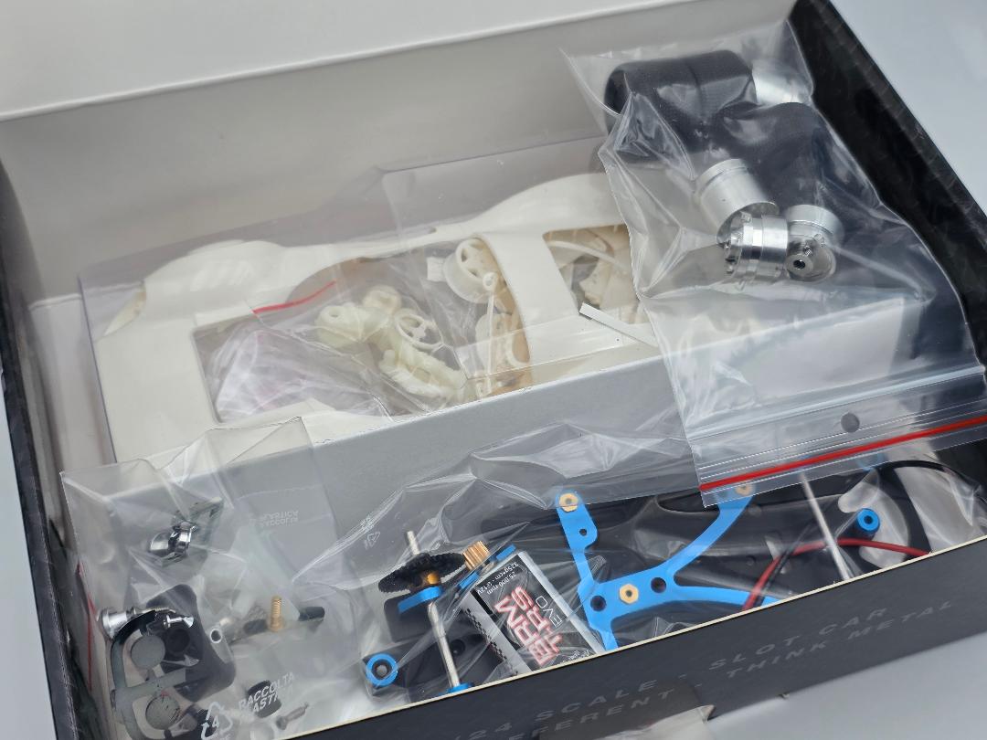 BRM Ferrari 330 P4 White Kit Unpainted 1/24 Slot Car BRM205