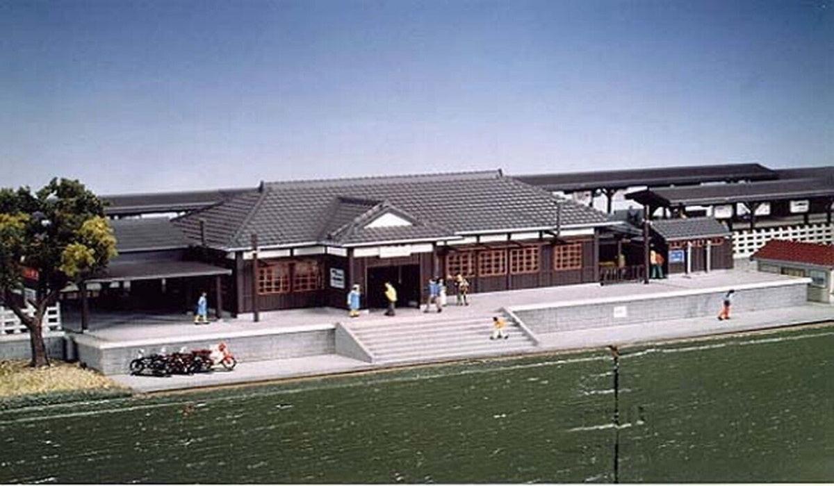 Kato 23-220 N Scale Rural Station Set (Ideal addition to 23-130
