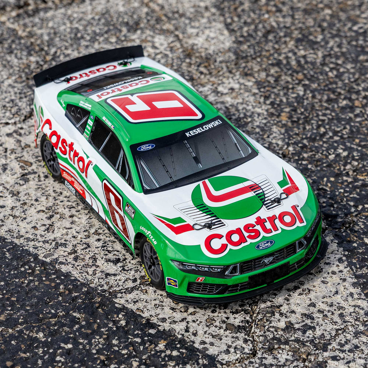 Losi LOS1122606 1/12 NASCAR No. 6 Castrol Ford Mustang RTR