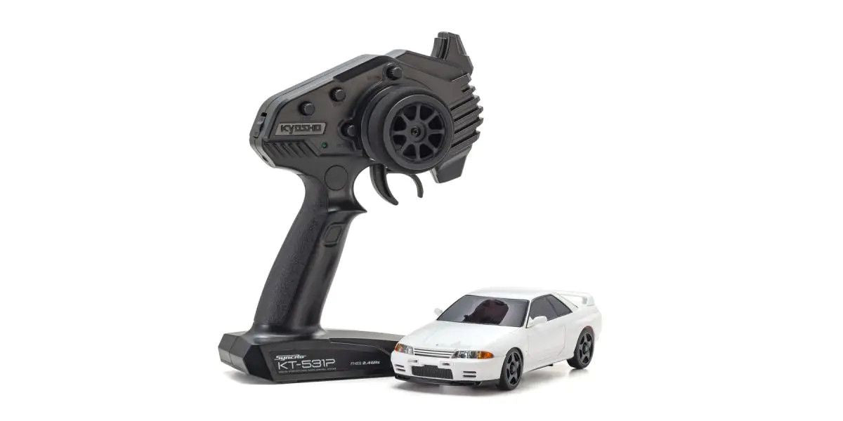Kyosho Skyline GT-R Nismo White Mini-Z AWD KYO32639W RTR ReadySet