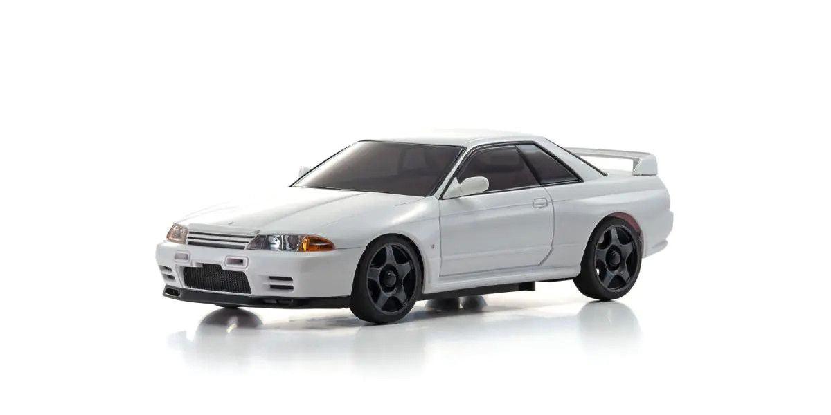 Kyosho Skyline GT-R Nismo White Mini-Z AWD KYO32639W RTR ReadySet