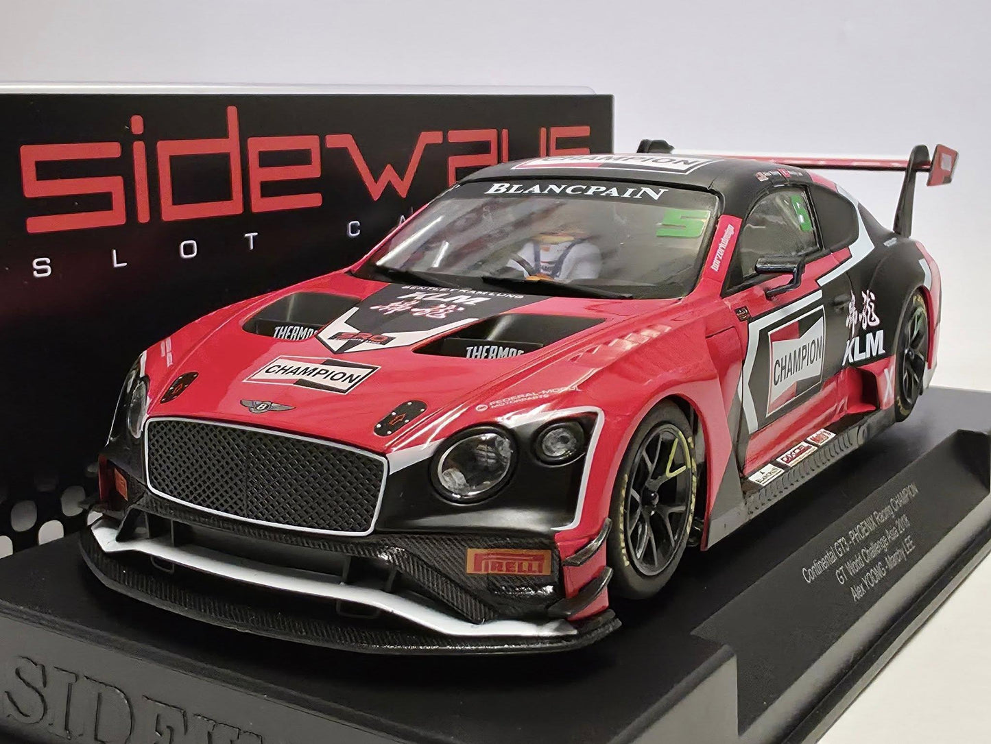 Sideways Bentley Continental GT3 GT World Challenge 2018 1/32 Slot Car SWCAR06A