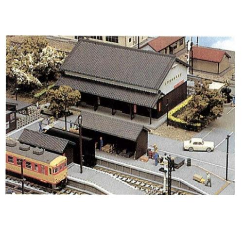 Kato 23-221 N Scale Rural Freight Platform Set UniTrack | PowerHobby