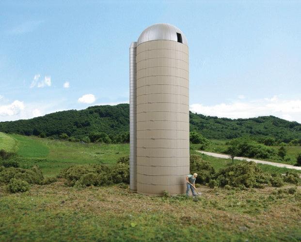 Walthers 933-3332 Concrete-Style Silo Model Kit - PowerHobby