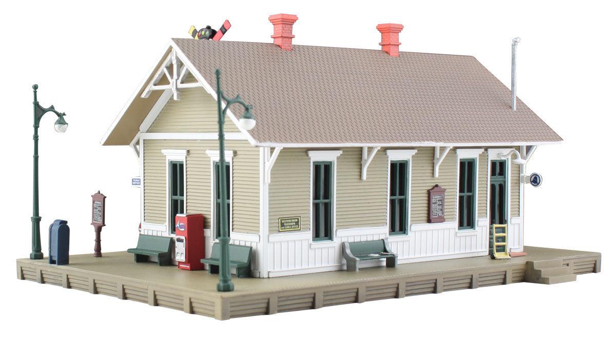 Woodland Scenics BR4928 N Dansbury Depot Structure Built-&-Ready - PowerHobby