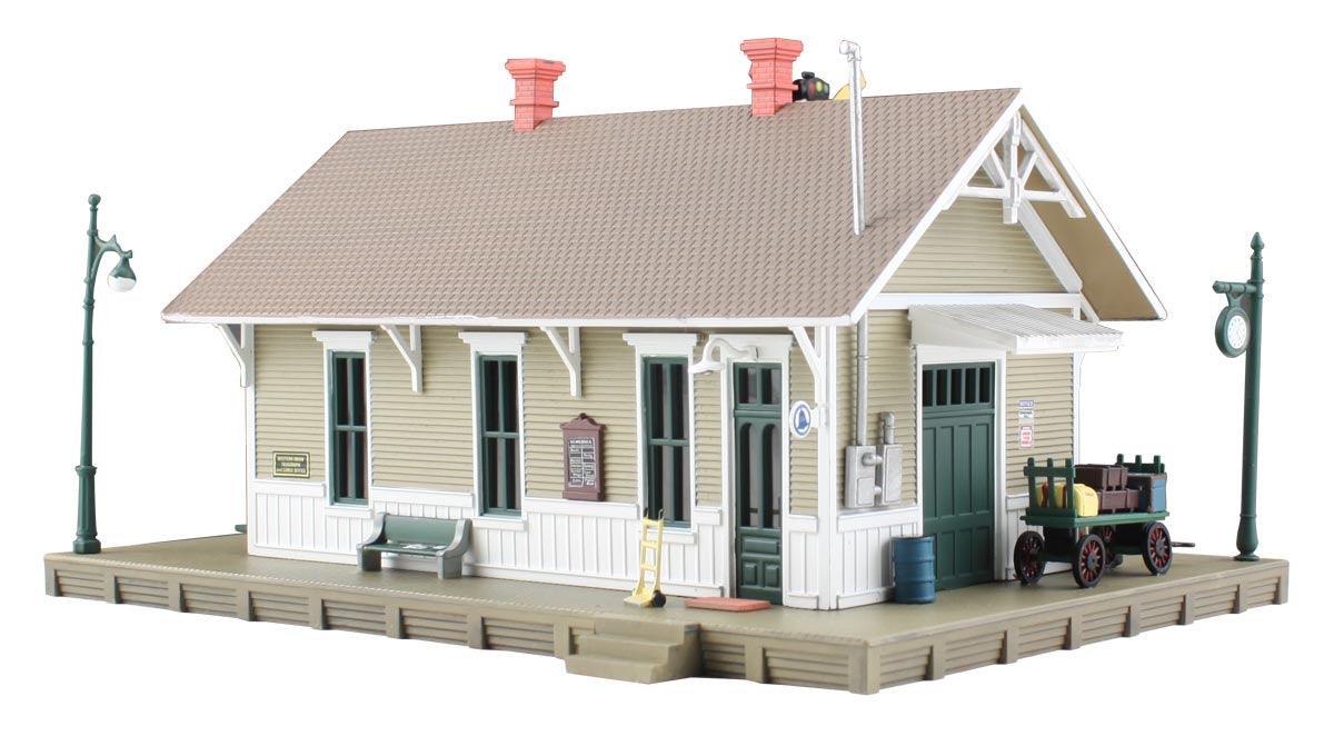 Woodland Scenics HO Danbury Depot Built-&-Ready Structure - PowerHobby