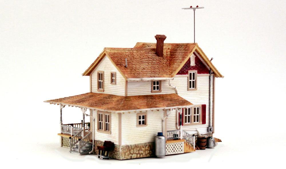 Woodland Scenics BR5046 HO Corner Porch House Structure Built-&-Ready - PowerHobby