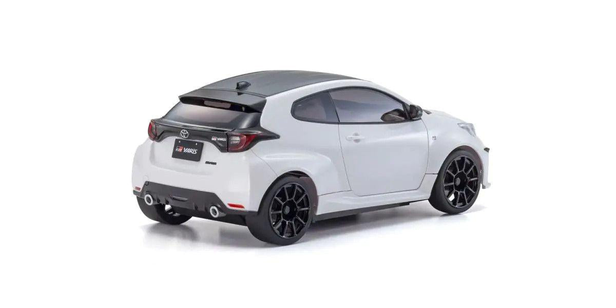 Kyosho MINI-Z RWD MR-04 readysetToyota GR YARIS Platinum White