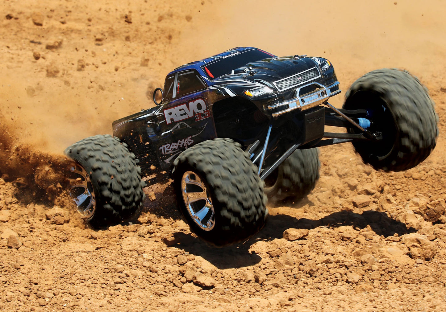 Traxxas 53097-3-BLUE Revo 3.3 Nitro 4WD Monster Truck RTR TQi TSM