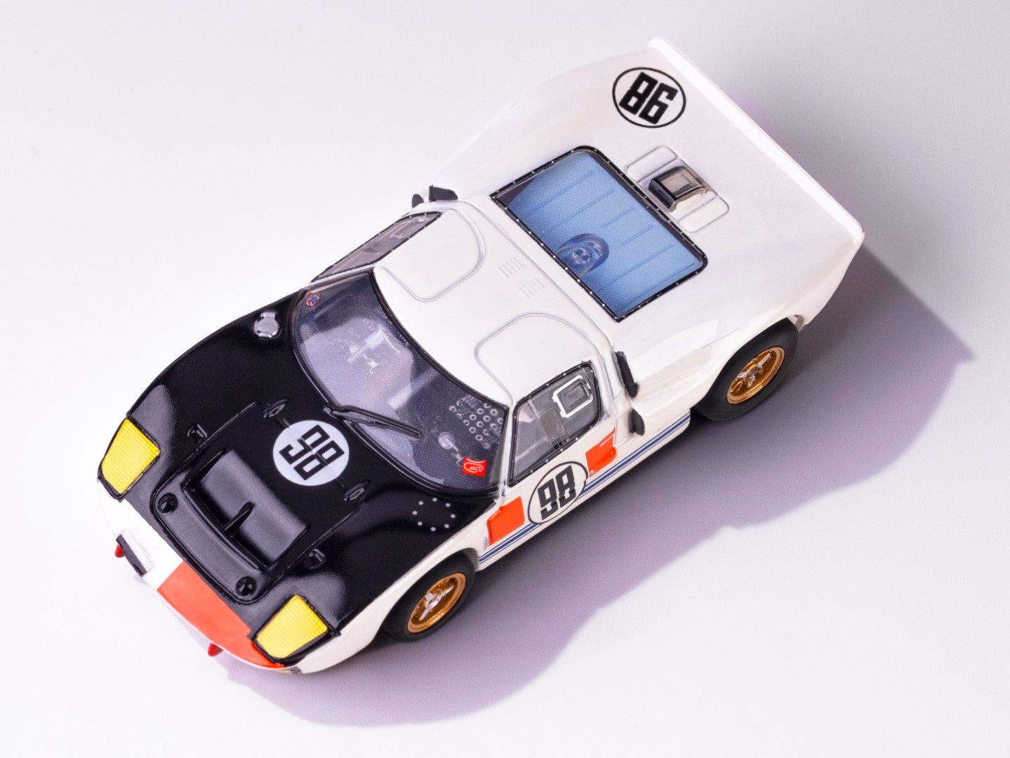 AFX 22059 Ford GT40 Mark II #98 Ken Miles 1966 Daytona Winner HO Slot Car