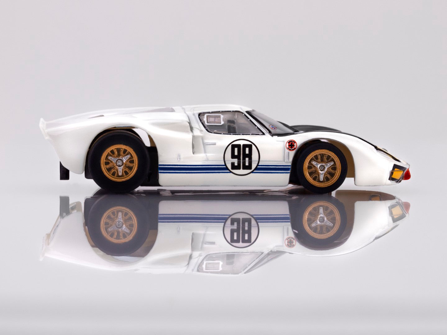 105 スケレ FORD GT40 スロットカー 105 スケレ FORD GT40 スロットカー