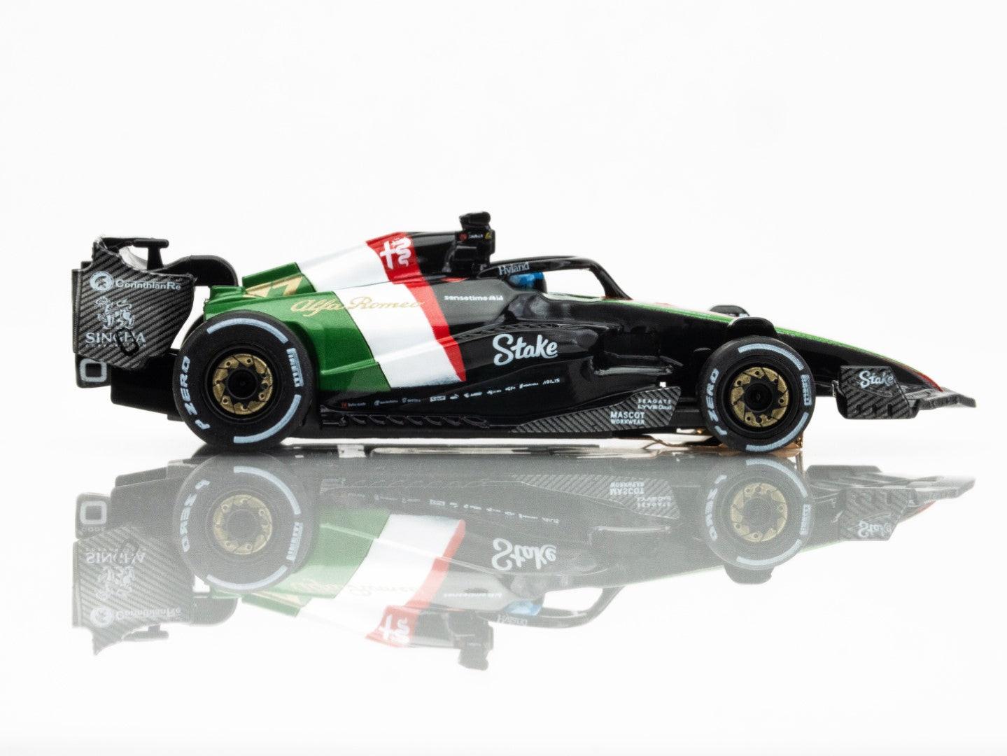 AFX 22080 Alfa Romeo F1 Monza Valtteri Bottas HO Slot Car Formula