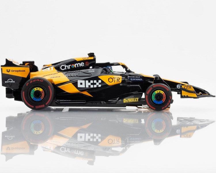 AFX 22104 McLaren F1 MCL38 Oscar Piastri #81 HO Slot Car Mega G+