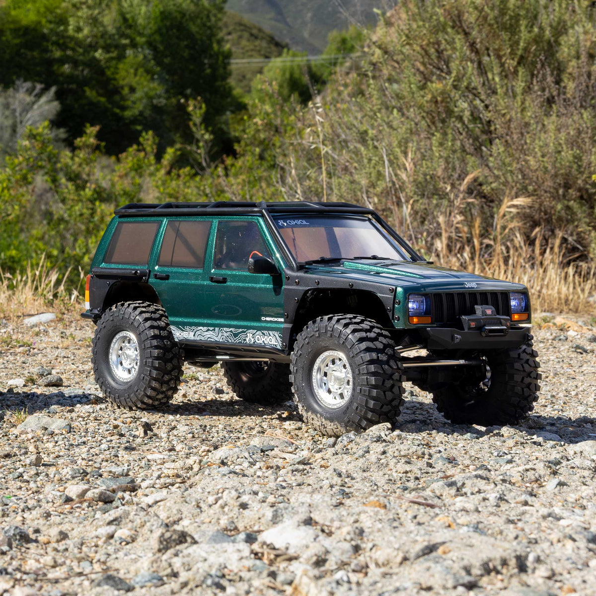 Axial AXI-2037T1 1/10 SCX10 III Jeep Cherokee XJ 4X4 RTR Brushed Rock Crawler, Green