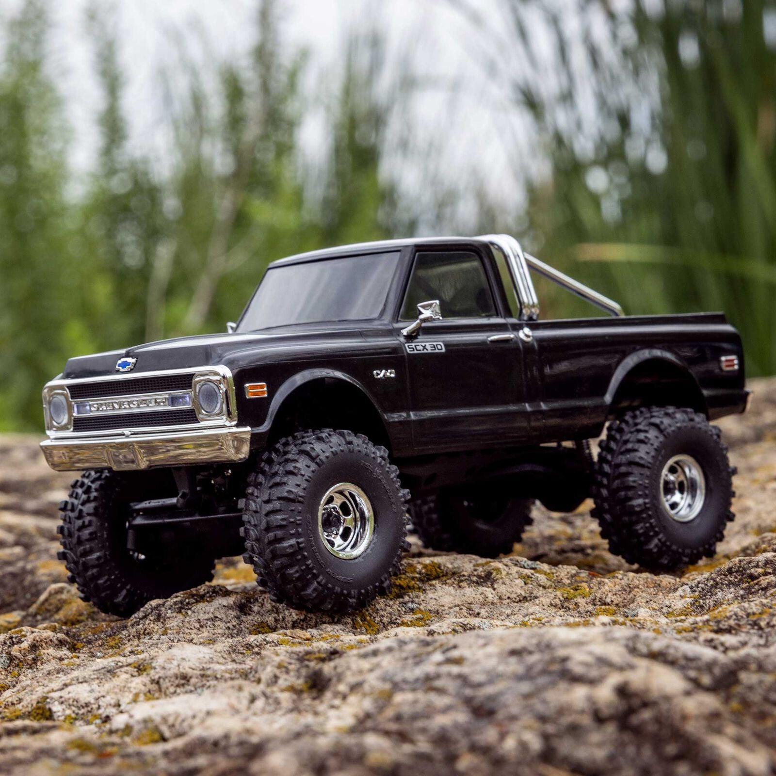 Axial SCX30 Chevrolet K10 Black 1/30 Rock Crawler (Battery