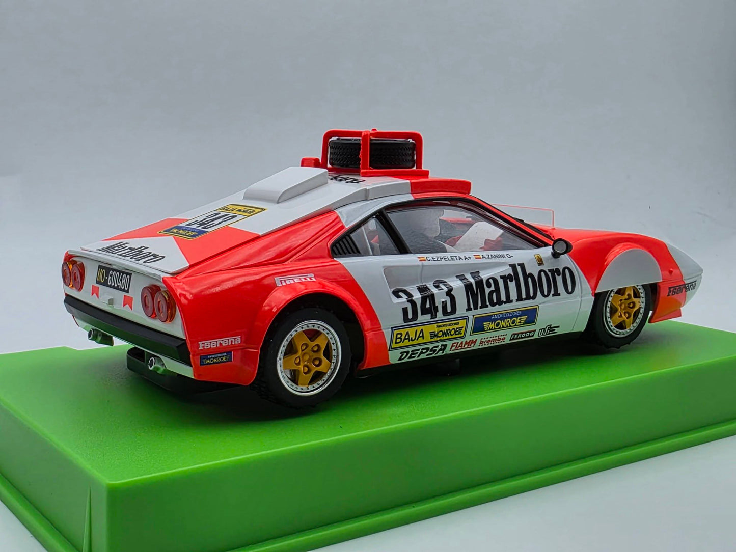 Avant Slot Ferrari 308 GTB Marlboro Baja Aragon 1985 1/32 Slot Car 51411