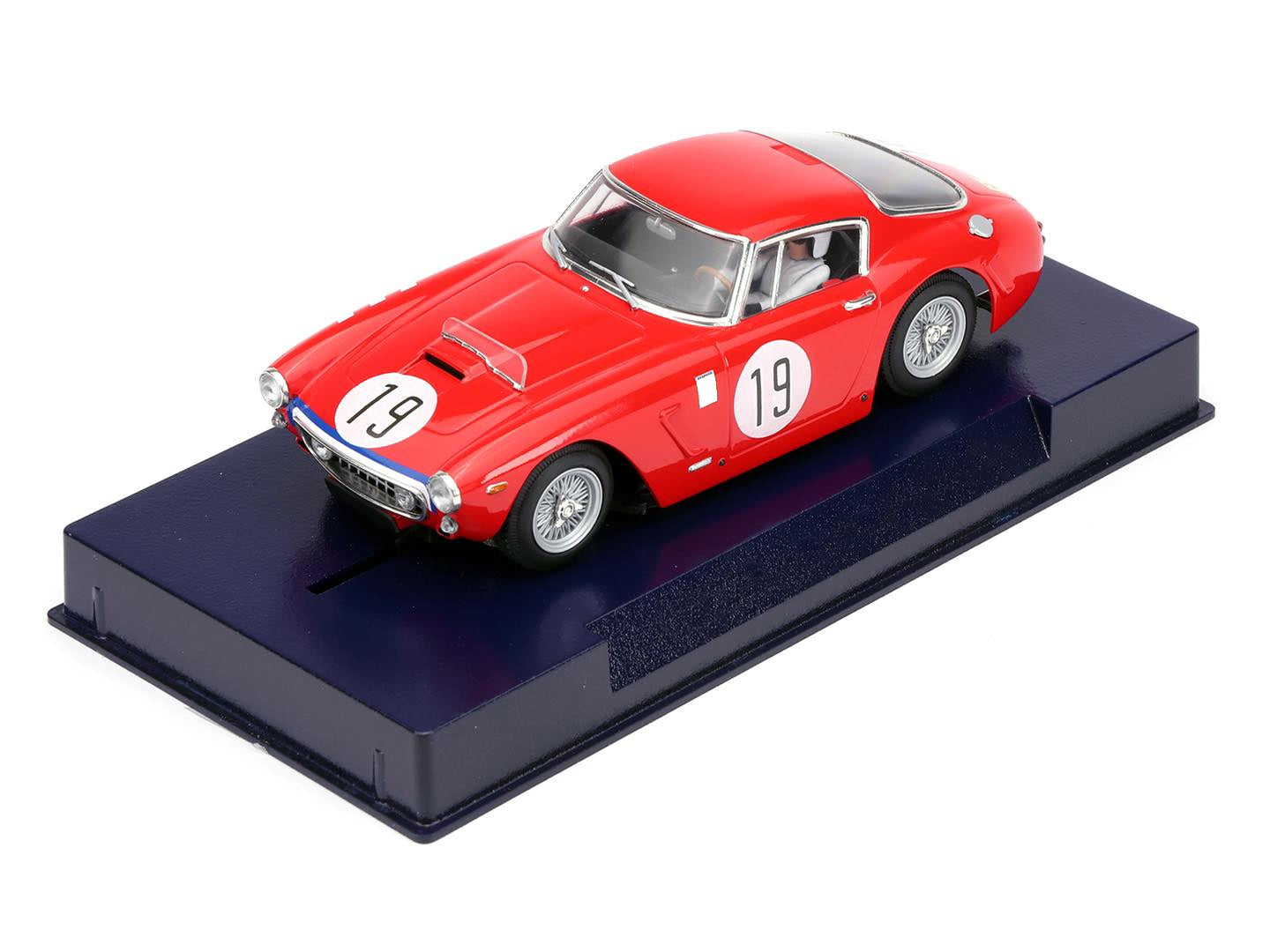 MR Slotcar F250 GT SWB #19 Le Mans 1960 1/32 Slot Car MR1522 MRSlotCar