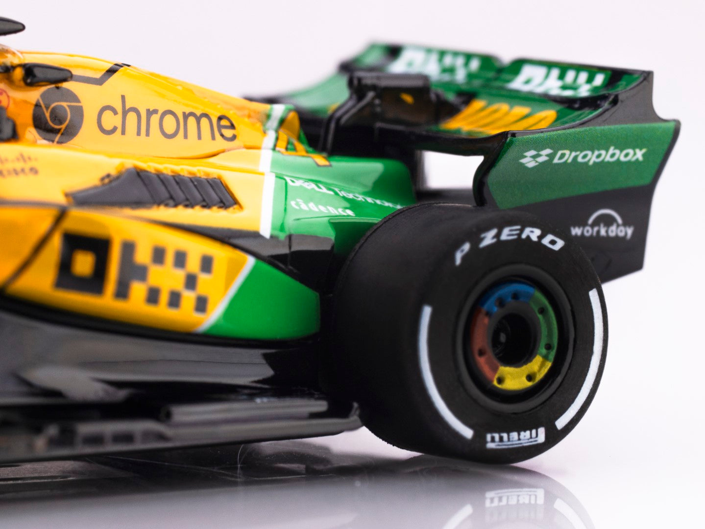 AFX 22120 McLaren F1 MCL38 #4 Lando Norris Ayrton Senna 2024 HO