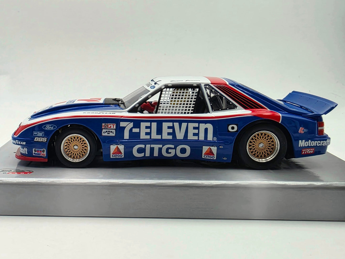 Revoslot Ford Mustang GTO 7-Eleven Sebring 12 Hours 1986 1/32 Slot Car RS0317