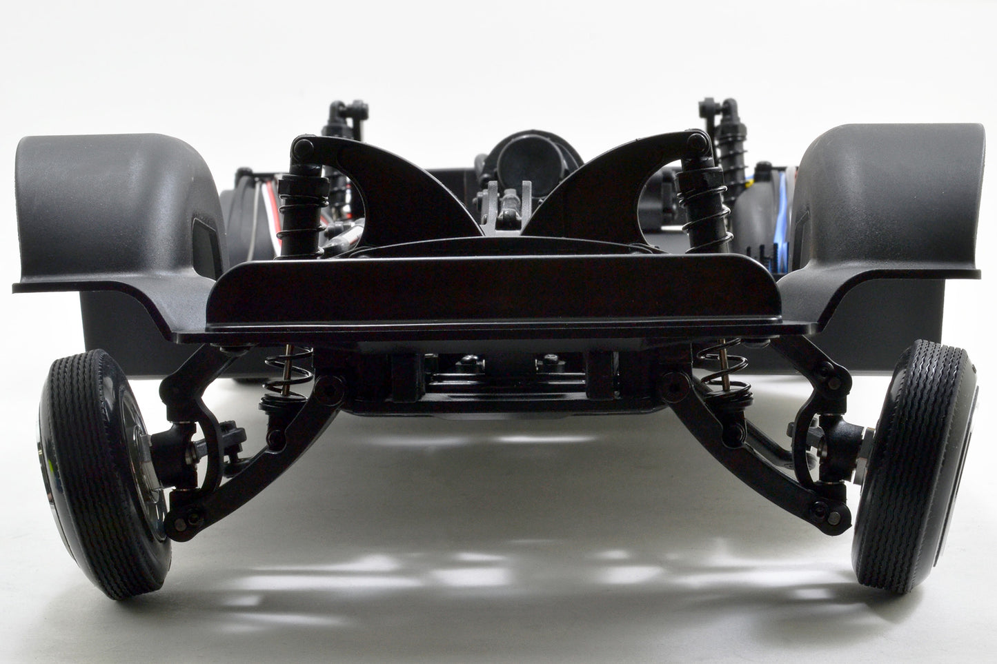 Rpm 72052 +2 Front Suspension Mount for the Redcat Lowrider