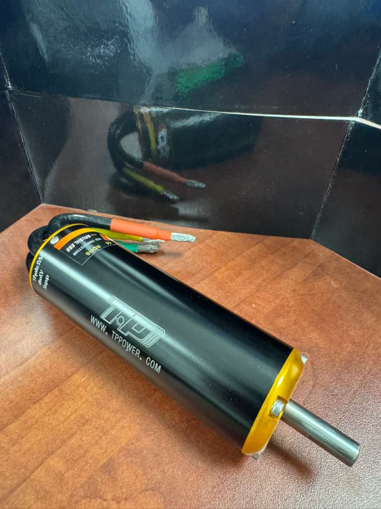 TP POWER 4080CM 2100KV BRUSHLESS MOTOR 8MM (UP TO 8s)