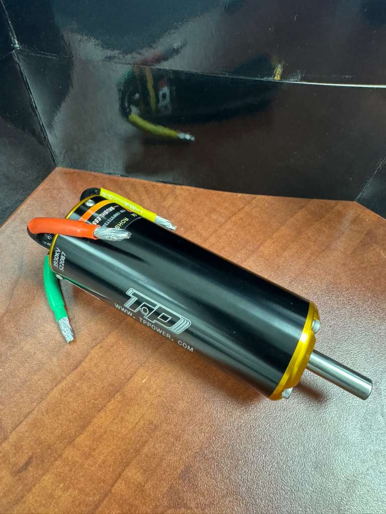 TP POWER 4070SCM 3930KV MOTOR (UP TO 6s) 8mm Shaft