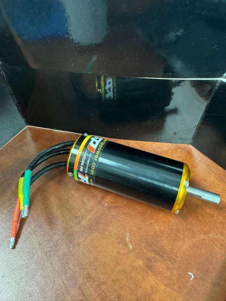 TP POWER 4060CM 2080KV MOTOR Brushless Motor 8MM ( up to 8s ) 4060 cm