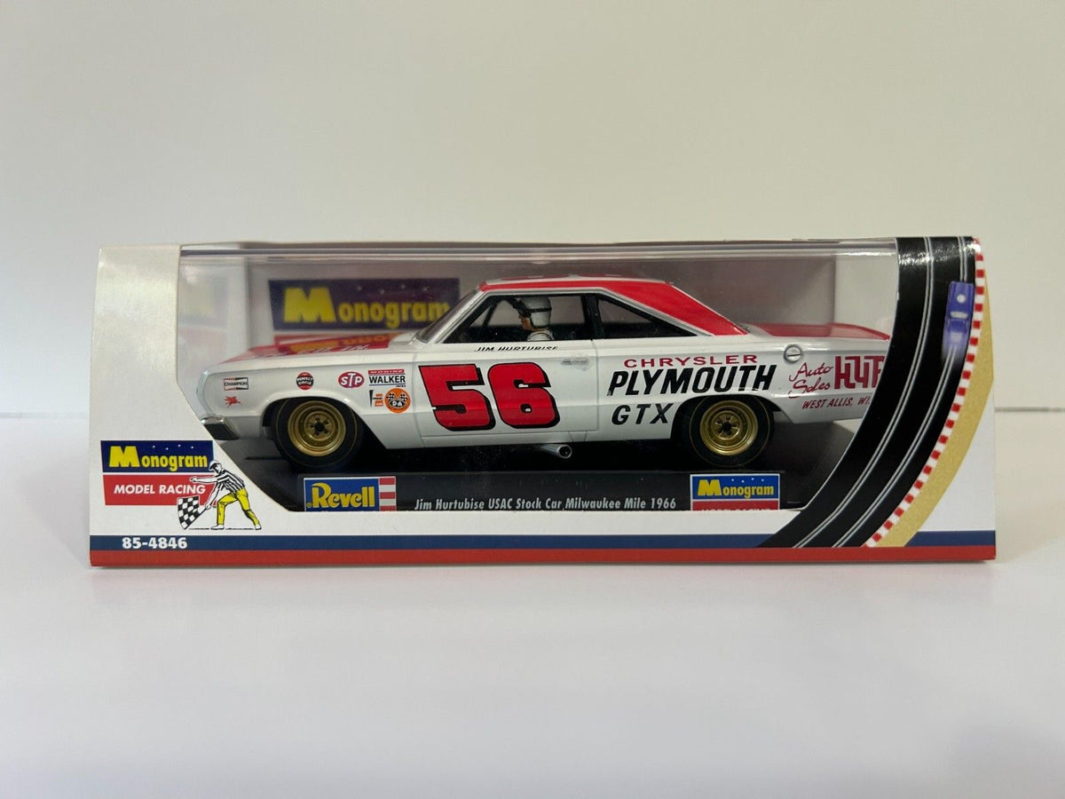 Revell Monogram 1966 Plymouth GTX Jim Hurtubise Nascar 1/32 Slot Car 85-4846