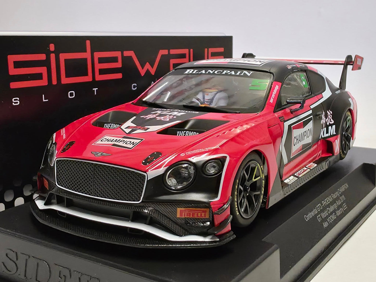 Sideways Bentley Continental GT3 GT World Challenge 2018 1/32 Slot Car SWCAR06A