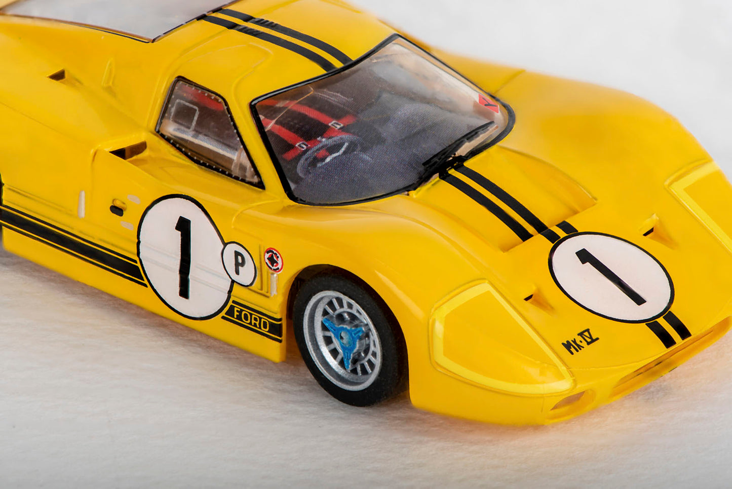 AFX 22025 Ford GT40 Mk IV Sebring Mega G+ MegaG Plus HO Slot Car - PowerHobby