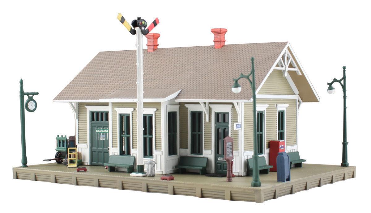 Woodland Scenics BR4928 N Dansbury Depot  Structure Built-&-Ready - PowerHobby