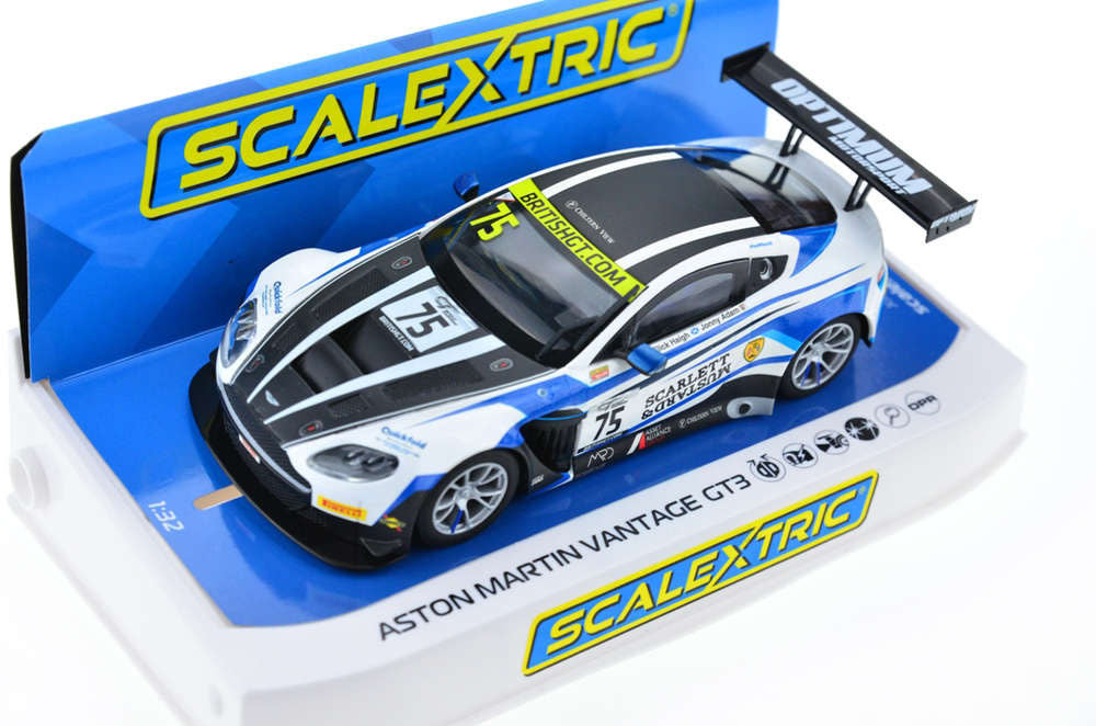 Scalextric C4027 Aston Martin GT3 British GT 2018 slot Car 1/32 DPR - PowerHobby