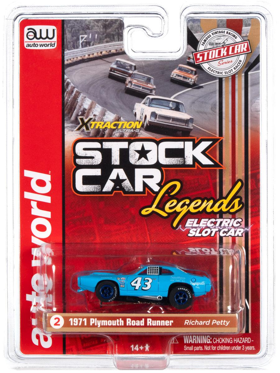 Auto World Xtraction Plymouth Road Runner Richard Petty HO Slot Car SC355 - PowerHobby