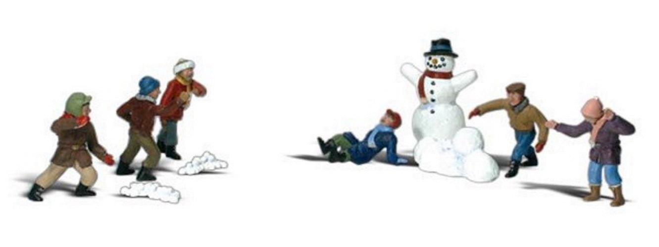 Woodland Scenics A2183 N Scale Snowball Fight - PowerHobby